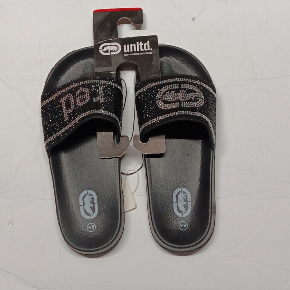 Women's Echo Unltd Slides Size 8.5